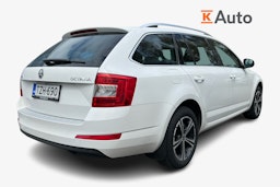 Valkoinen Skoda OCTAVIA 2013 kuva 2.