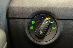 Valkoinen Skoda OCTAVIA 2014 kuva 20.