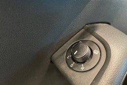 Valkoinen Skoda OCTAVIA 2014 kuva 29.