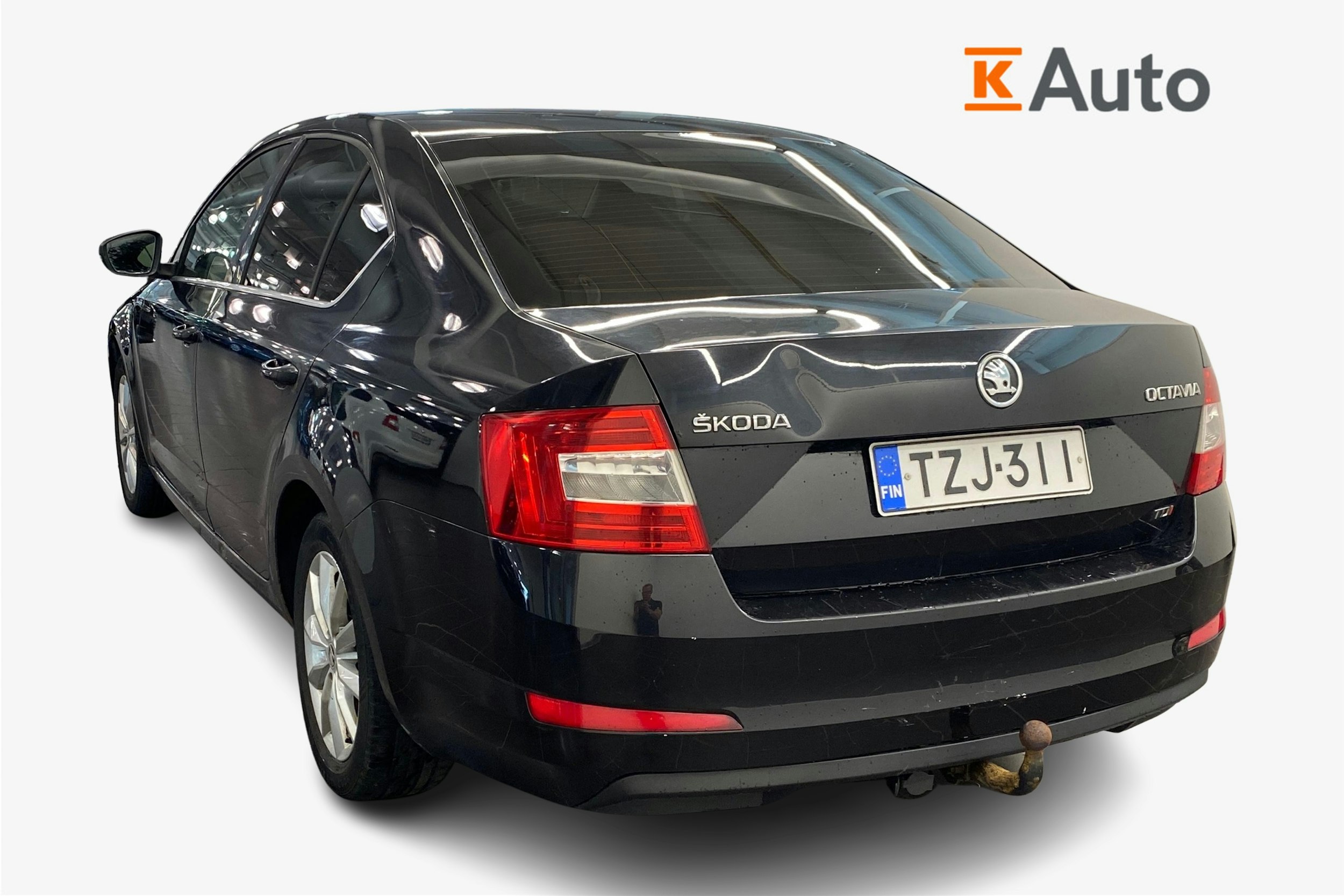 musta Skoda Octavia 2013 kuva 2.