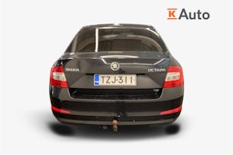 musta Skoda Octavia 2013 kuva 3.