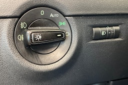 musta Skoda Octavia 2013 kuva 23.