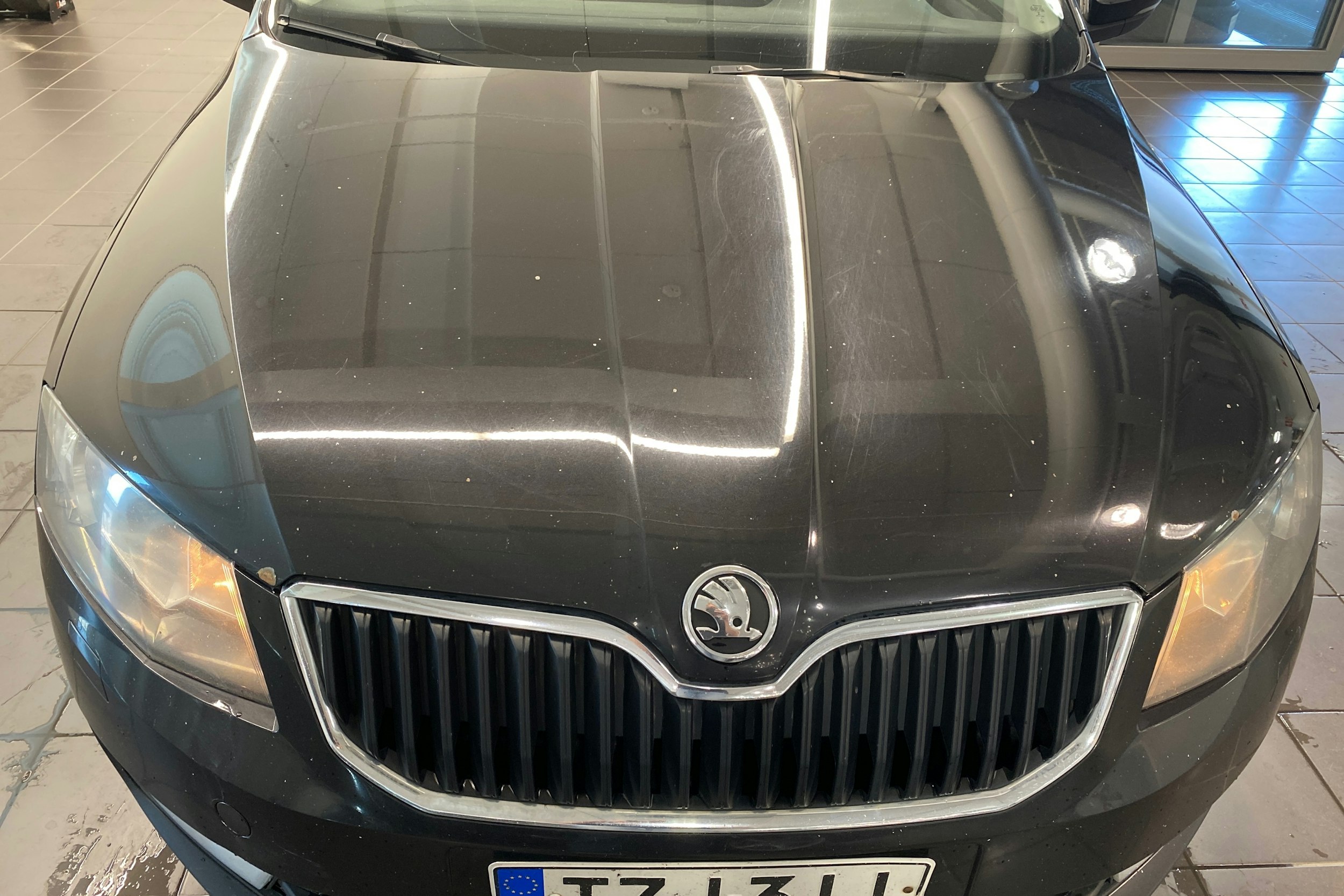 musta Skoda Octavia 2013 kuva 35.