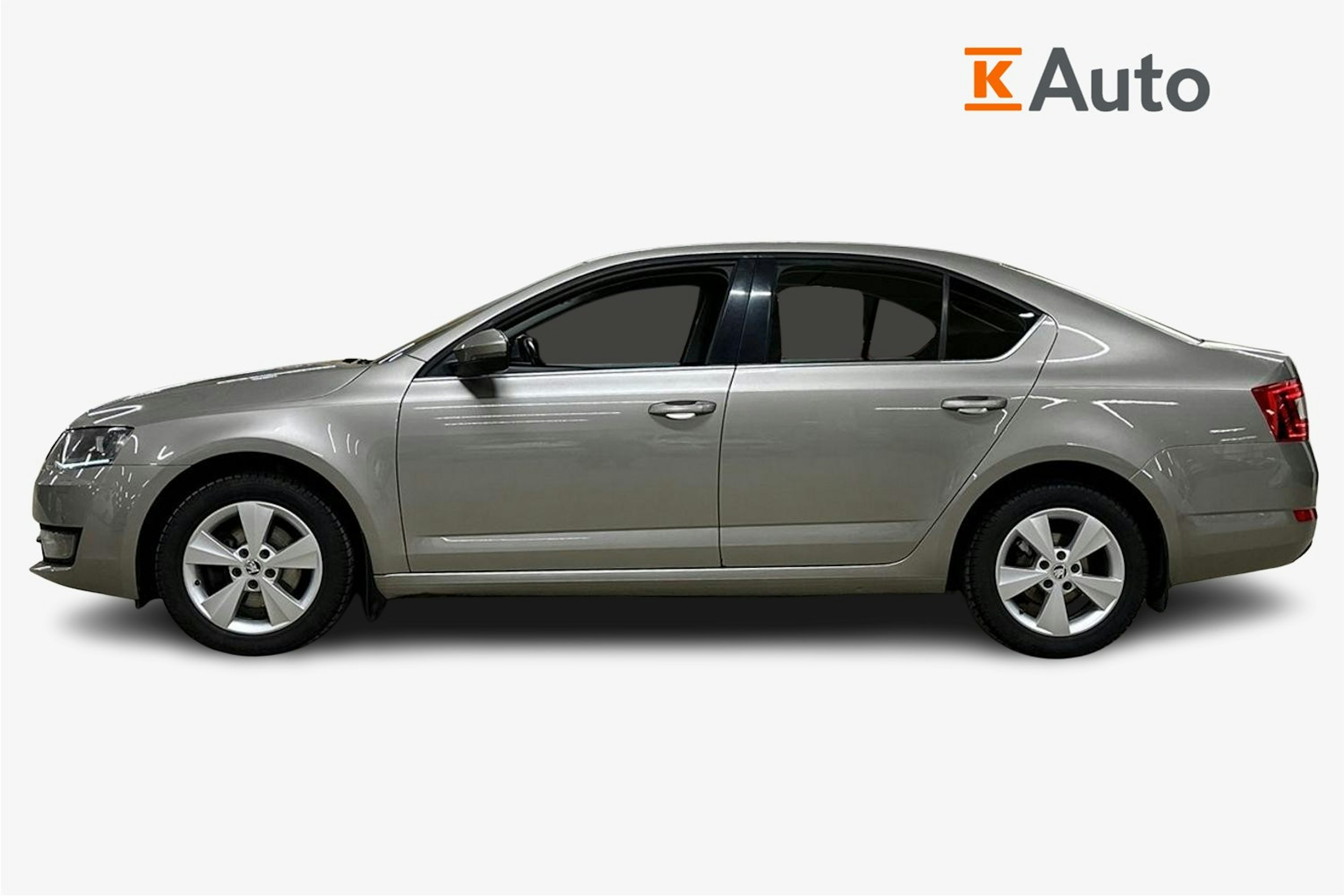 ruskea (beige) Skoda Octavia 2014 kuva 6.