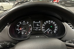 ruskea (beige) Skoda Octavia 2014 kuva 19.