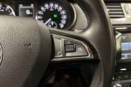 ruskea (beige) Skoda Octavia 2014 kuva 23.