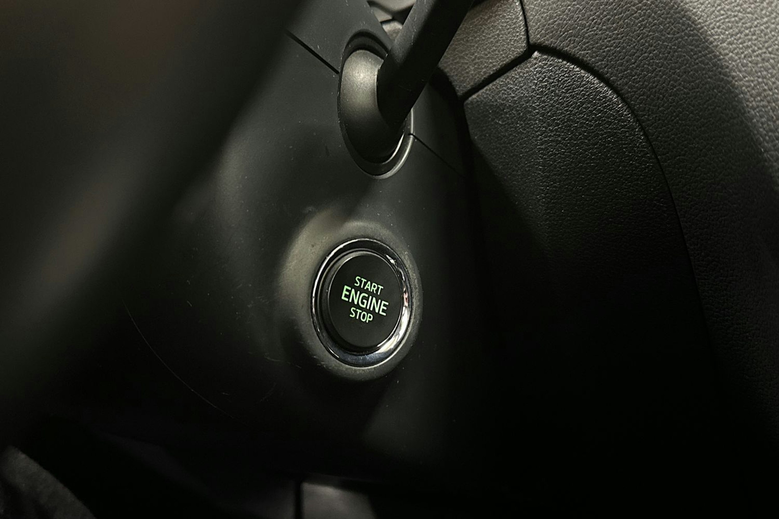 ruskea (beige) Skoda Octavia 2014 kuva 25.