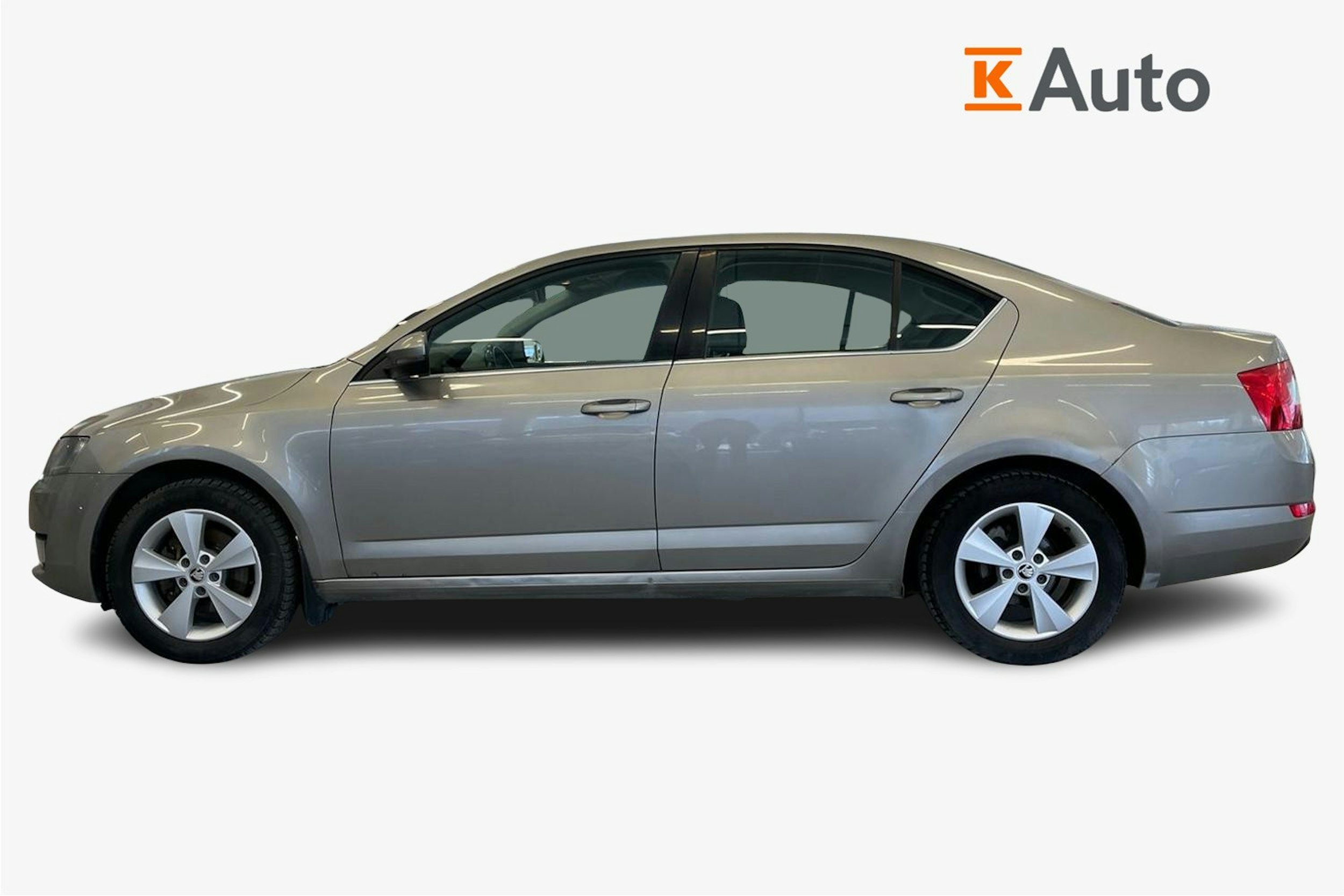 Ruskea (beige) Skoda OCTAVIA 2013 kuva 6.