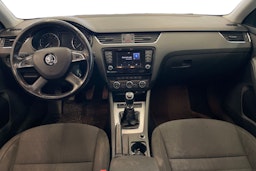 Ruskea (beige) Skoda OCTAVIA 2013 kuva 9.