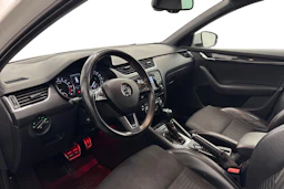 valkoinen Skoda Octavia 2014 kuva 6.