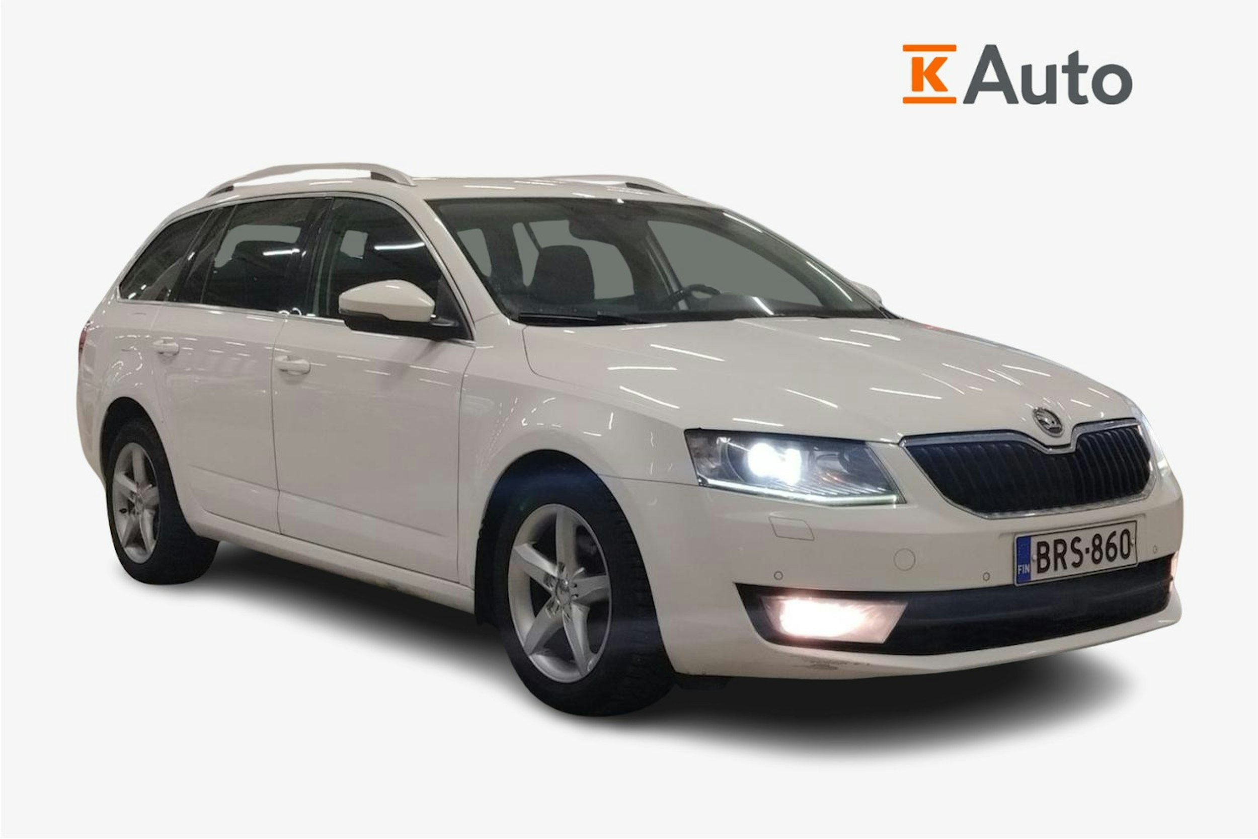 valkoinen Skoda Octavia 2014 kuva 1.