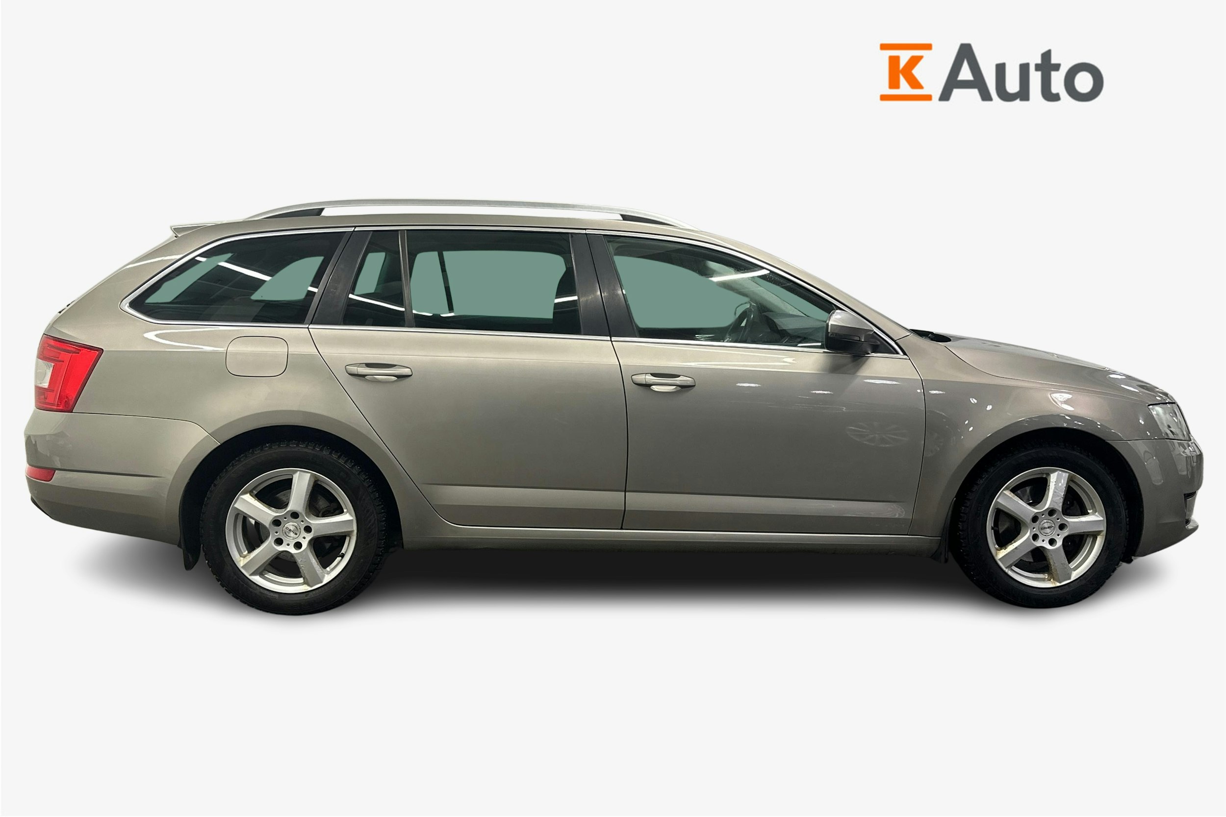 ruskea (beige) Skoda Octavia 2014 kuva 6.