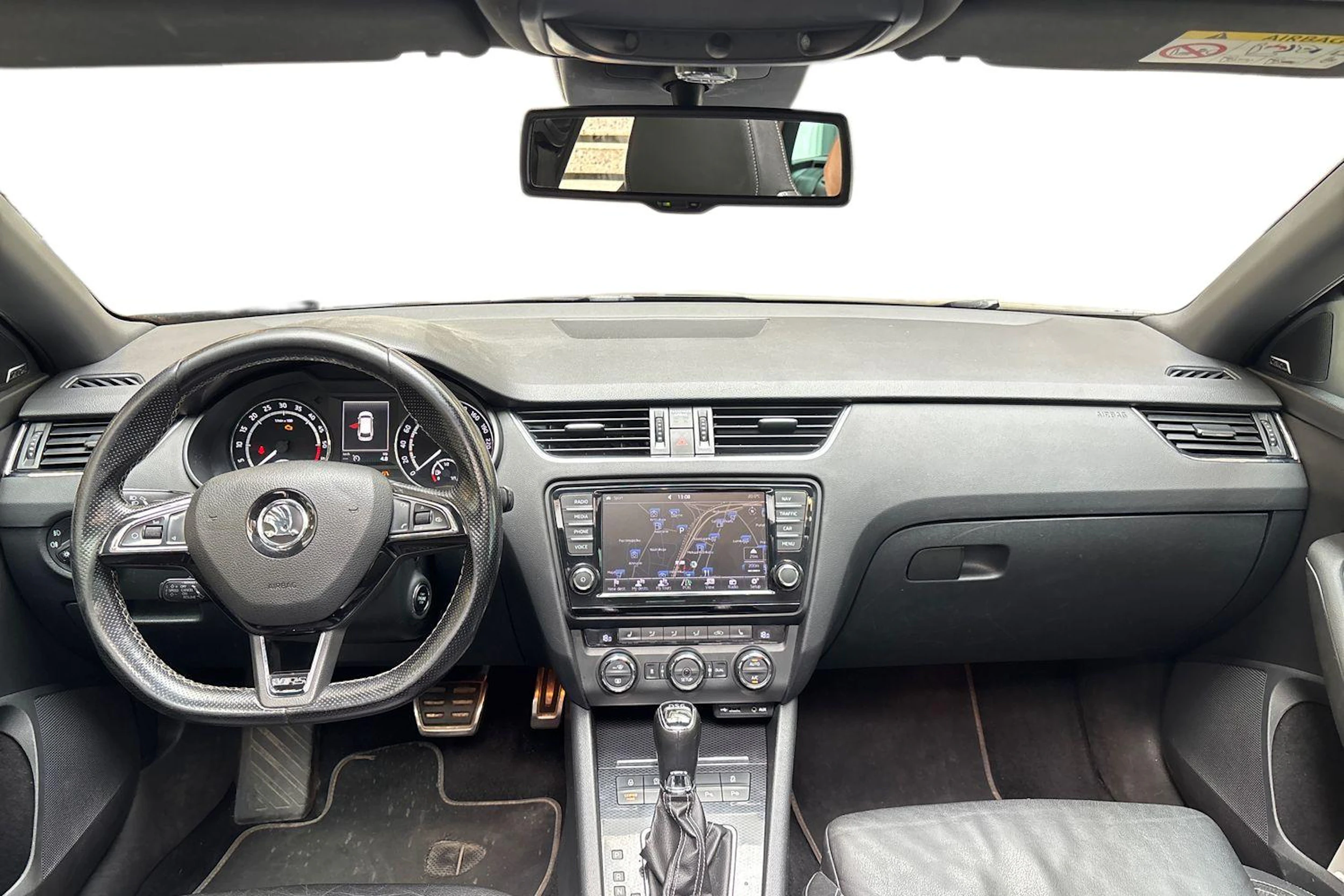 Musta Skoda OCTAVIA 2014 kuva 7.