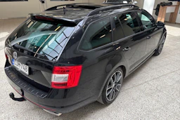 Musta Skoda OCTAVIA 2014 kuva 11.