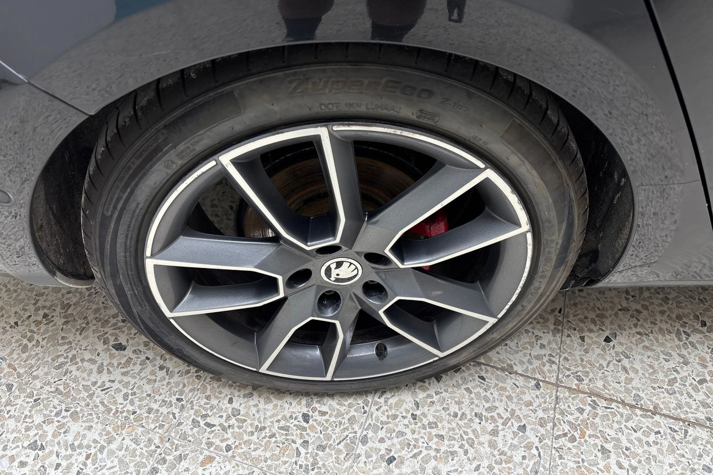 Musta Skoda OCTAVIA 2014 kuva 21.