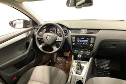 met. harmaa Skoda Octavia 2014 kuva 9.