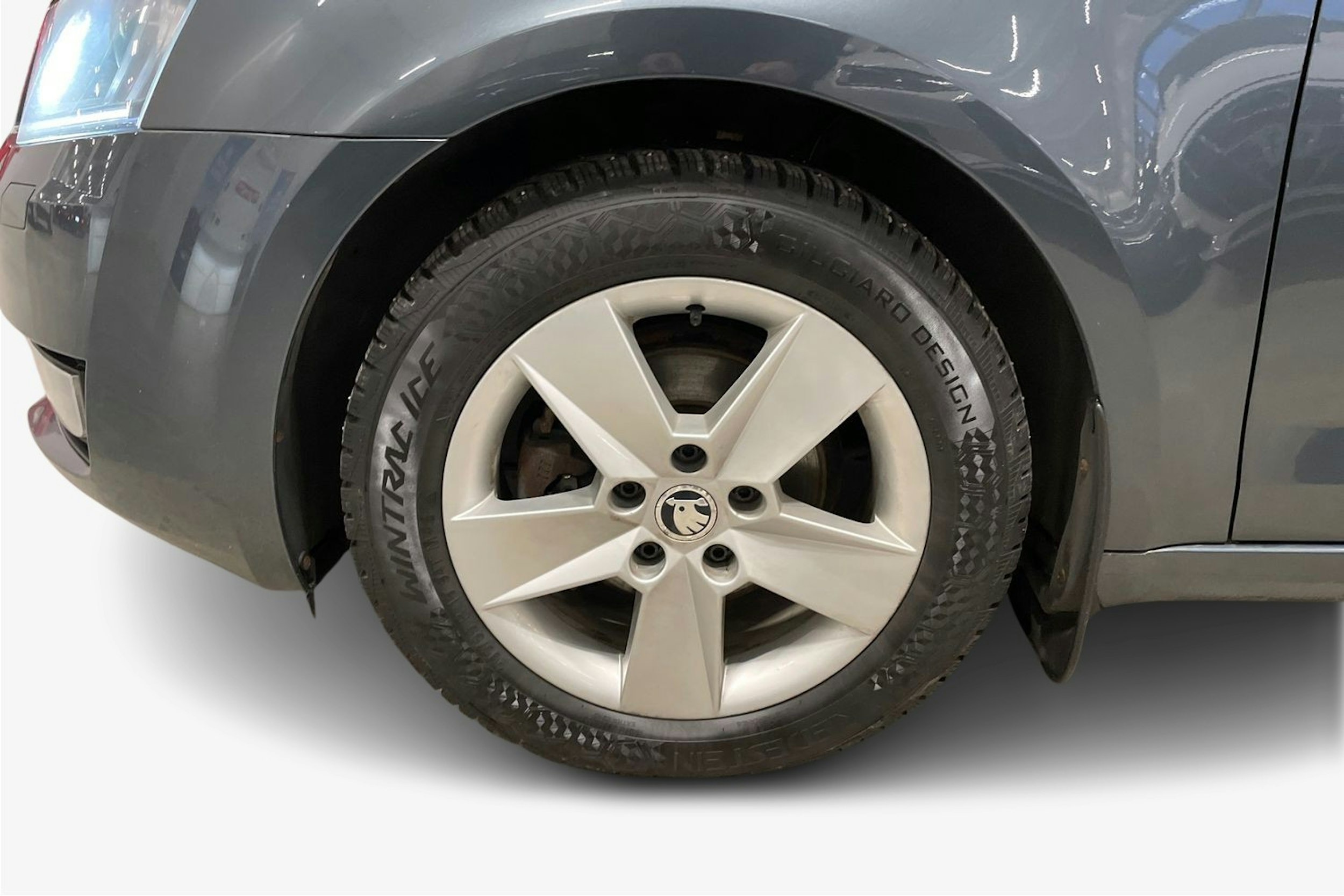 met. harmaa Skoda Octavia 2014 kuva 11.