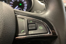 met. harmaa Skoda Octavia 2014 kuva 16.