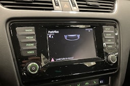 met. harmaa Skoda Octavia 2014 kuva 20.