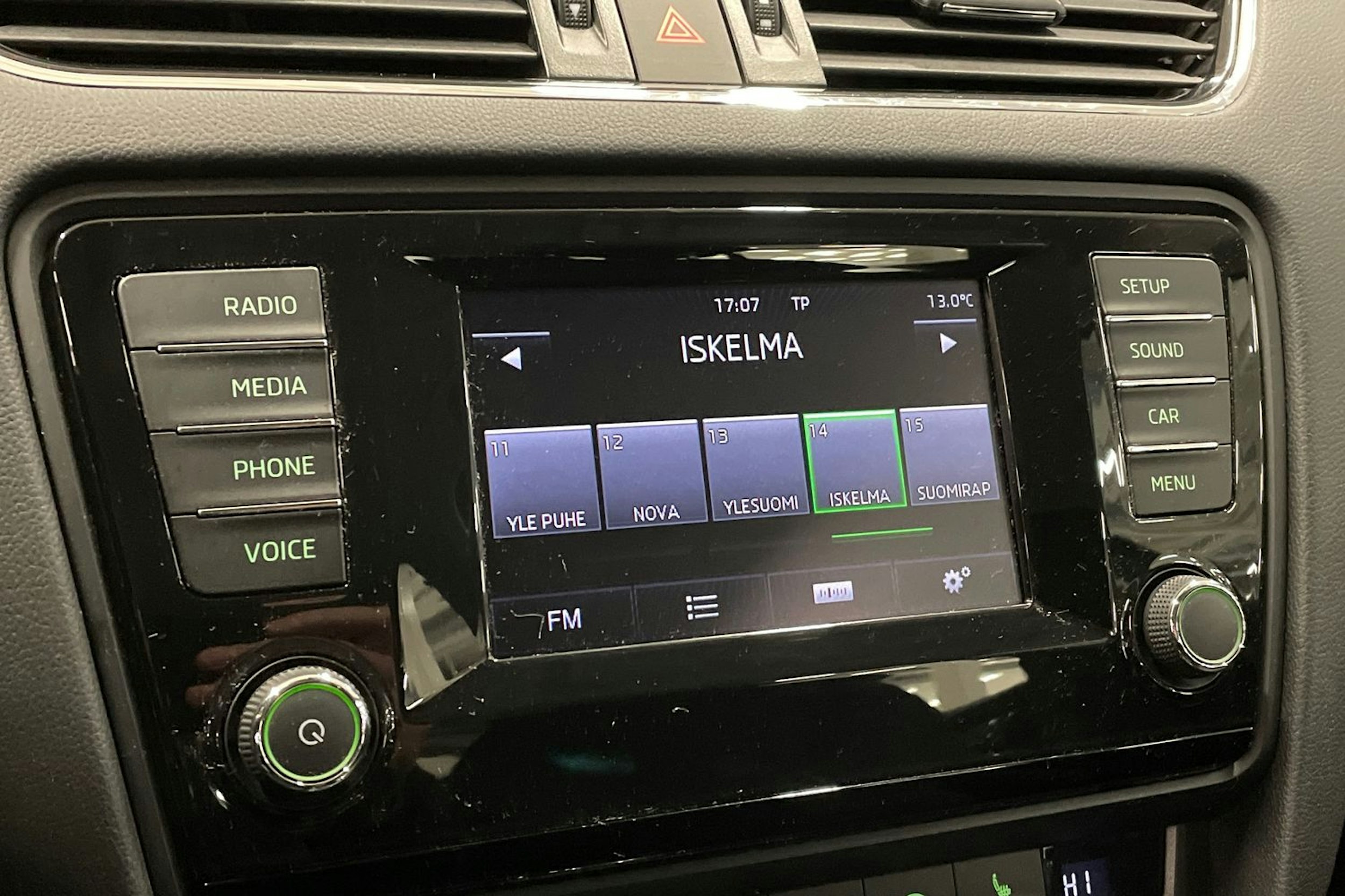 met. harmaa Skoda Octavia 2014 kuva 21.