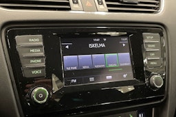 met. harmaa Skoda Octavia 2014 kuva 21.