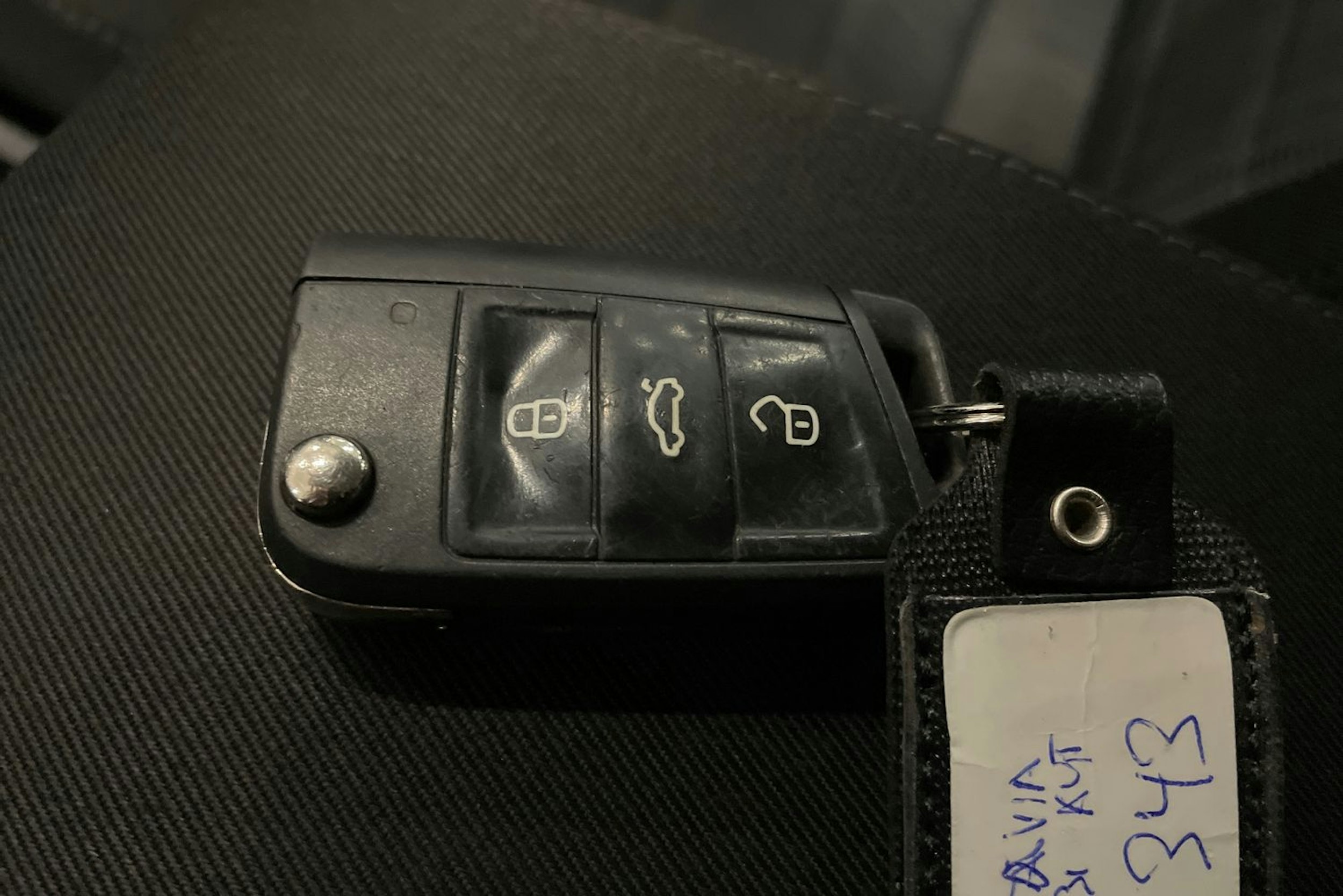 met. harmaa Skoda Octavia 2014 kuva 28.