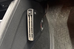valkoinen Skoda Octavia 2014 kuva 18.