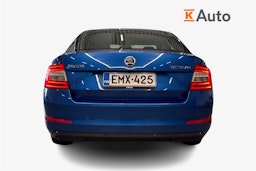 sininen Skoda Octavia 2014 kuva 3.