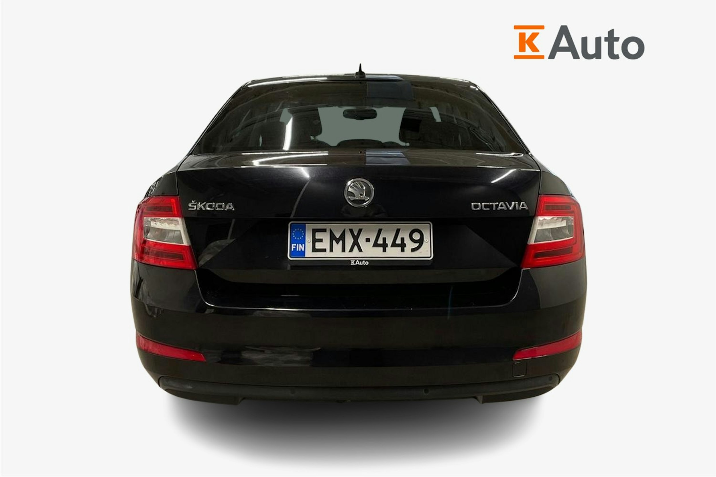 Musta Skoda OCTAVIA 2014 kuva 3.