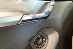 valkoinen Skoda Octavia 2014 kuva 31.