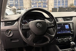 hopea Skoda Octavia 2014 kuva 11.
