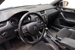 Sininen Skoda OCTAVIA 2014 kuva 6.