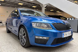 Sininen Skoda OCTAVIA 2014 kuva 16.