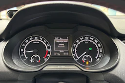 Sininen Skoda OCTAVIA 2014 kuva 26.