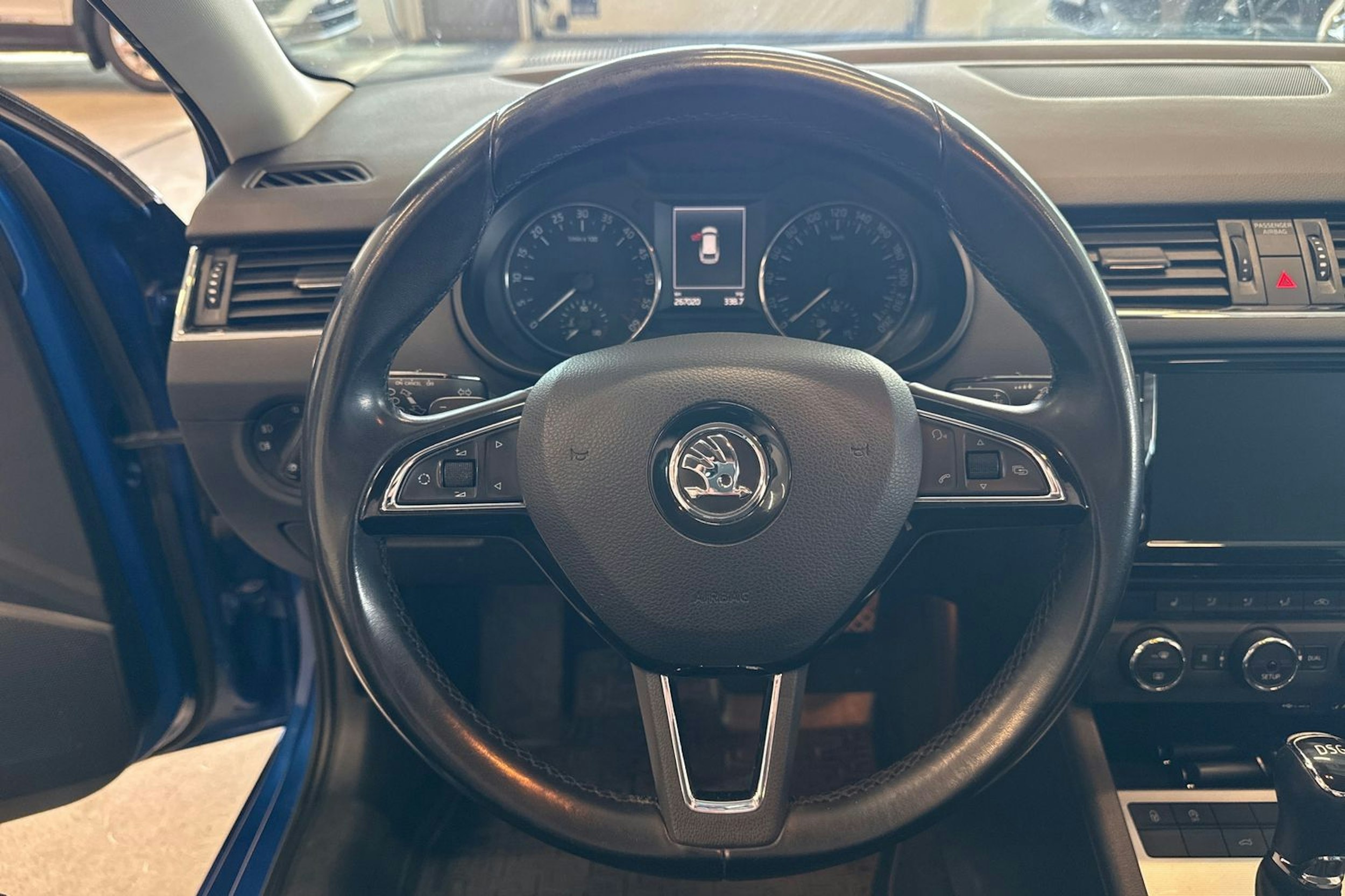 Sininen Skoda OCTAVIA 2014 kuva 14.