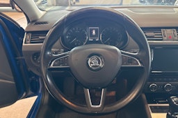 Sininen Skoda OCTAVIA 2014 kuva 14.