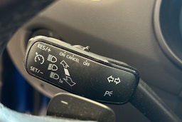 Sininen Skoda OCTAVIA 2014 kuva 15.