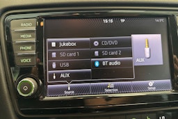 Sininen Skoda OCTAVIA 2014 kuva 18.