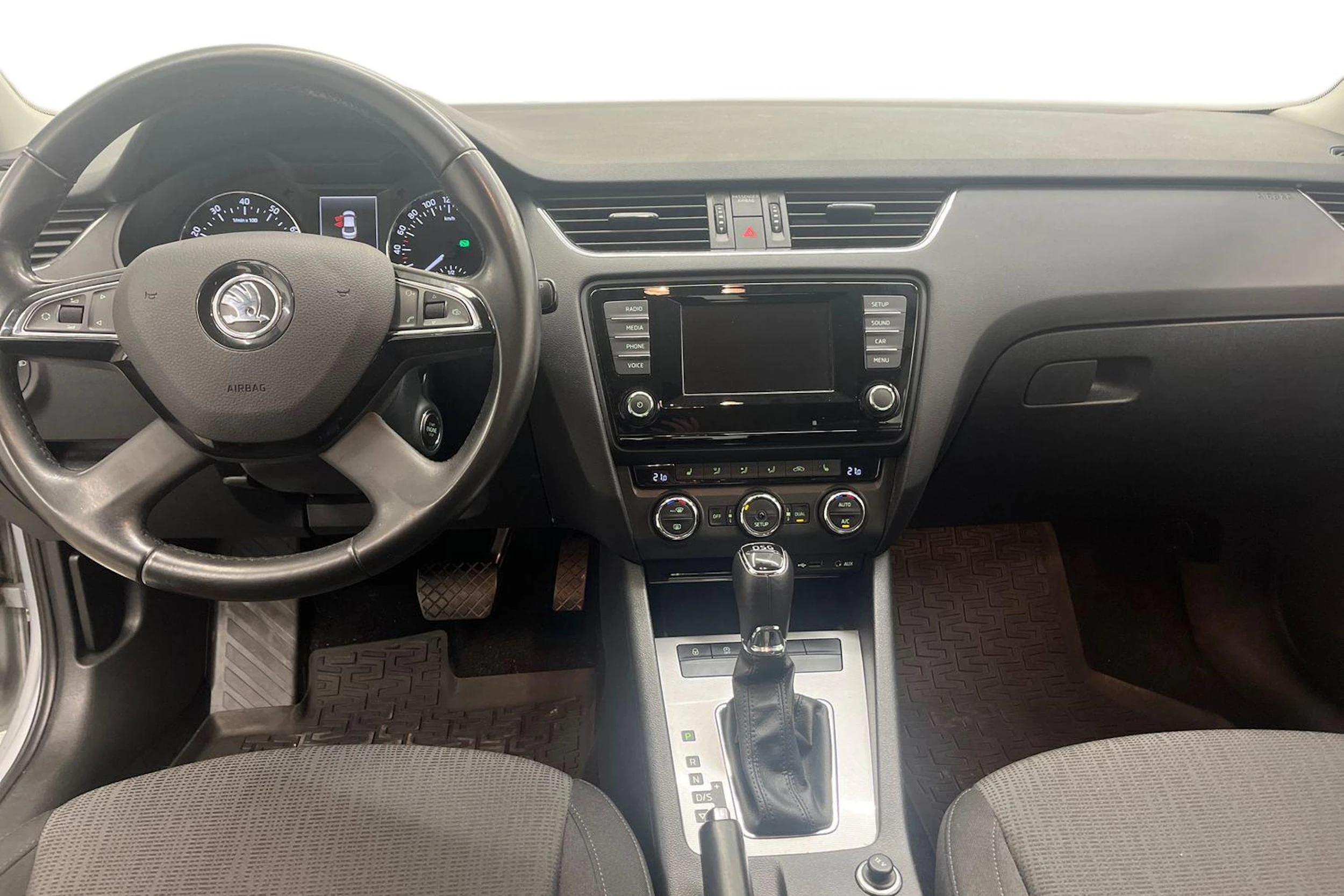 hopea Skoda Octavia 2014 kuva 9.