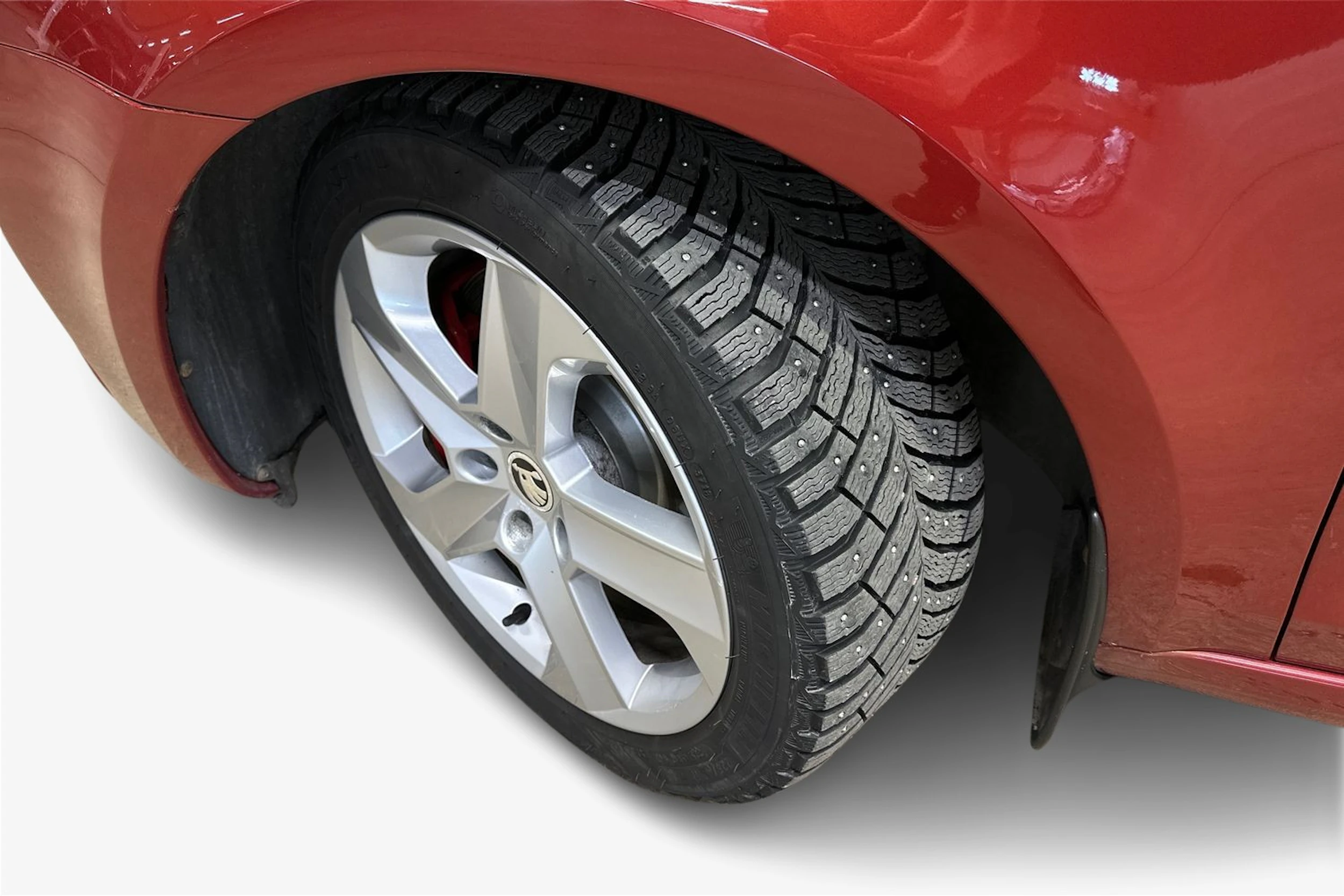 punainen Skoda Octavia 2014 kuva 9.