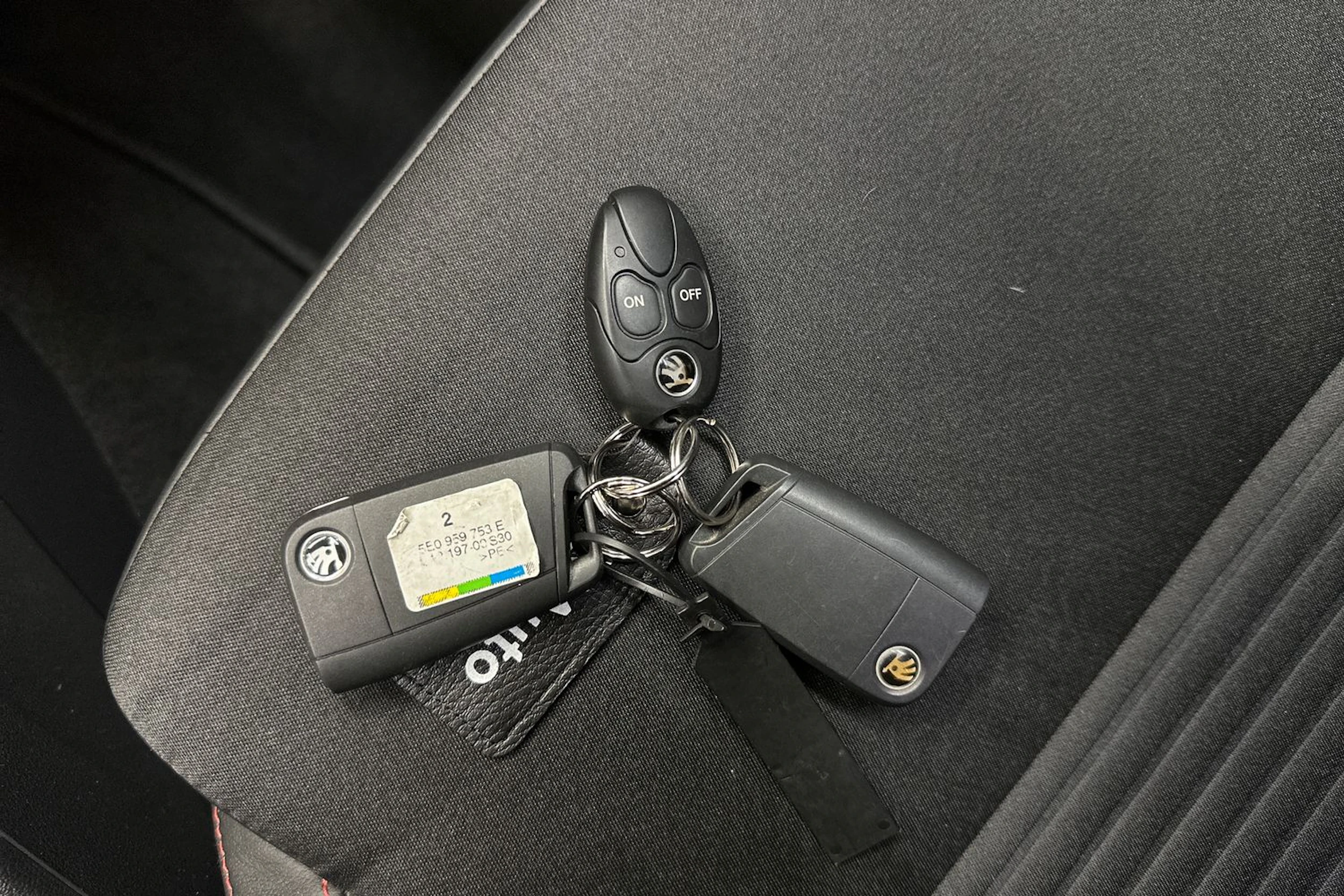 punainen Skoda Octavia 2014 kuva 19.