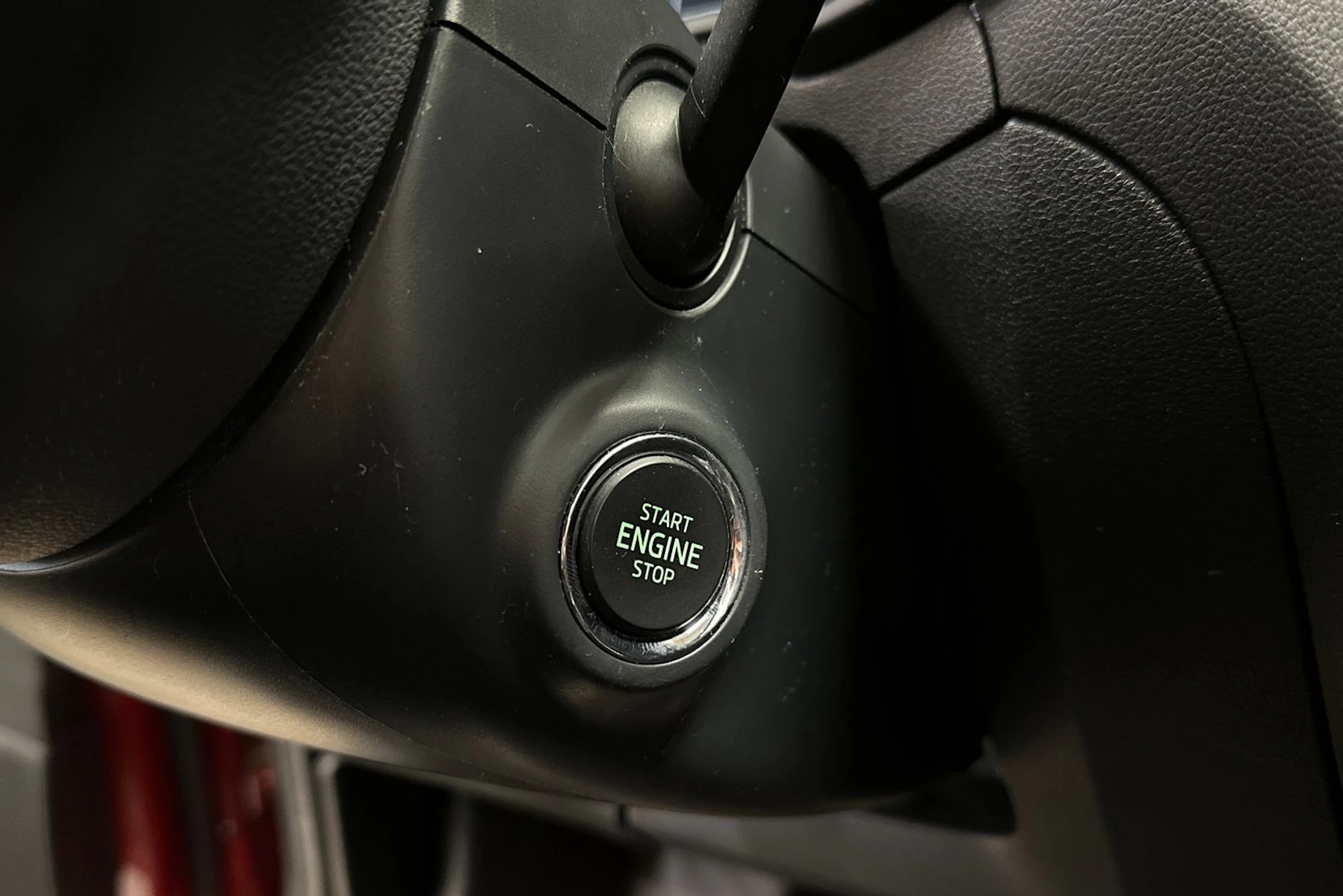 punainen Skoda Octavia 2014 kuva 27.