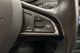 valkoinen Skoda Octavia 2014 kuva 16.