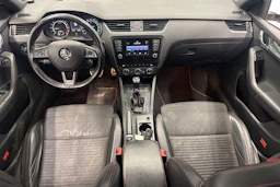 valkoinen Skoda Octavia 2014 kuva 7.