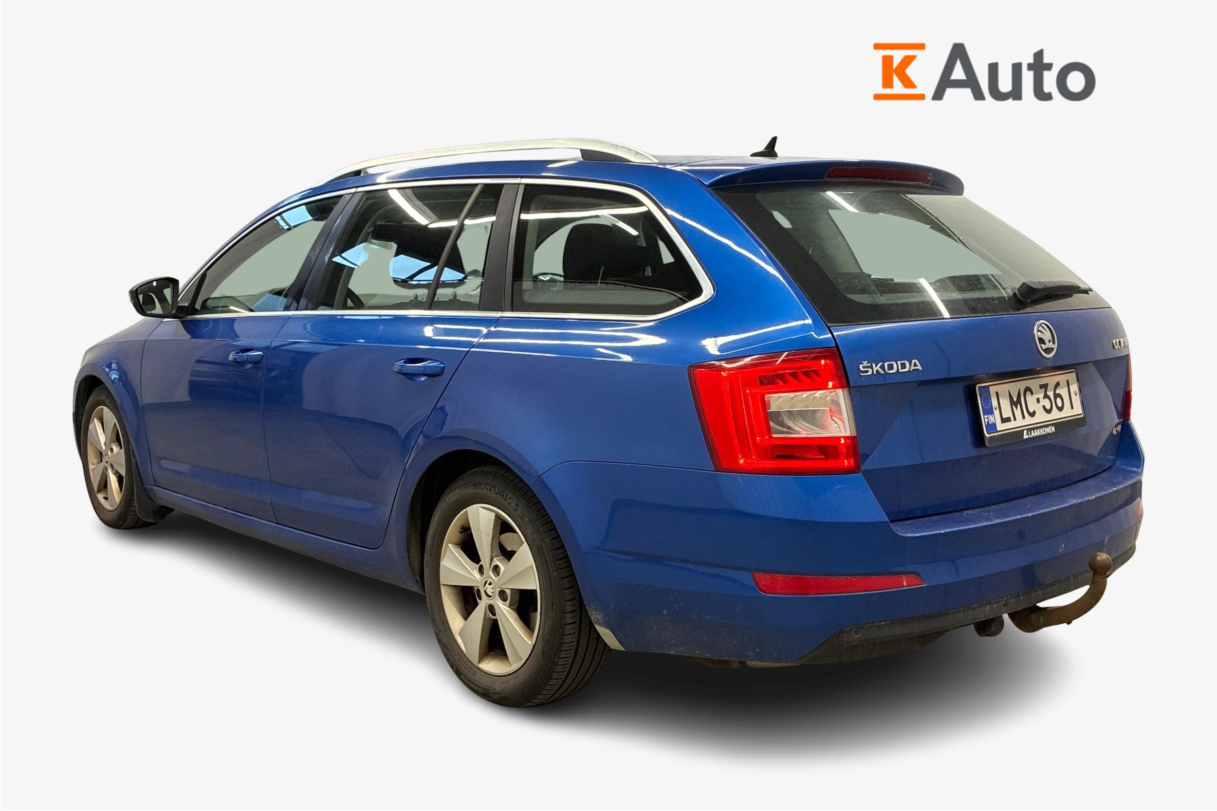 sininen Skoda Octavia 2014 kuva 2.