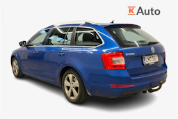 sininen Skoda Octavia 2014 kuva 2.