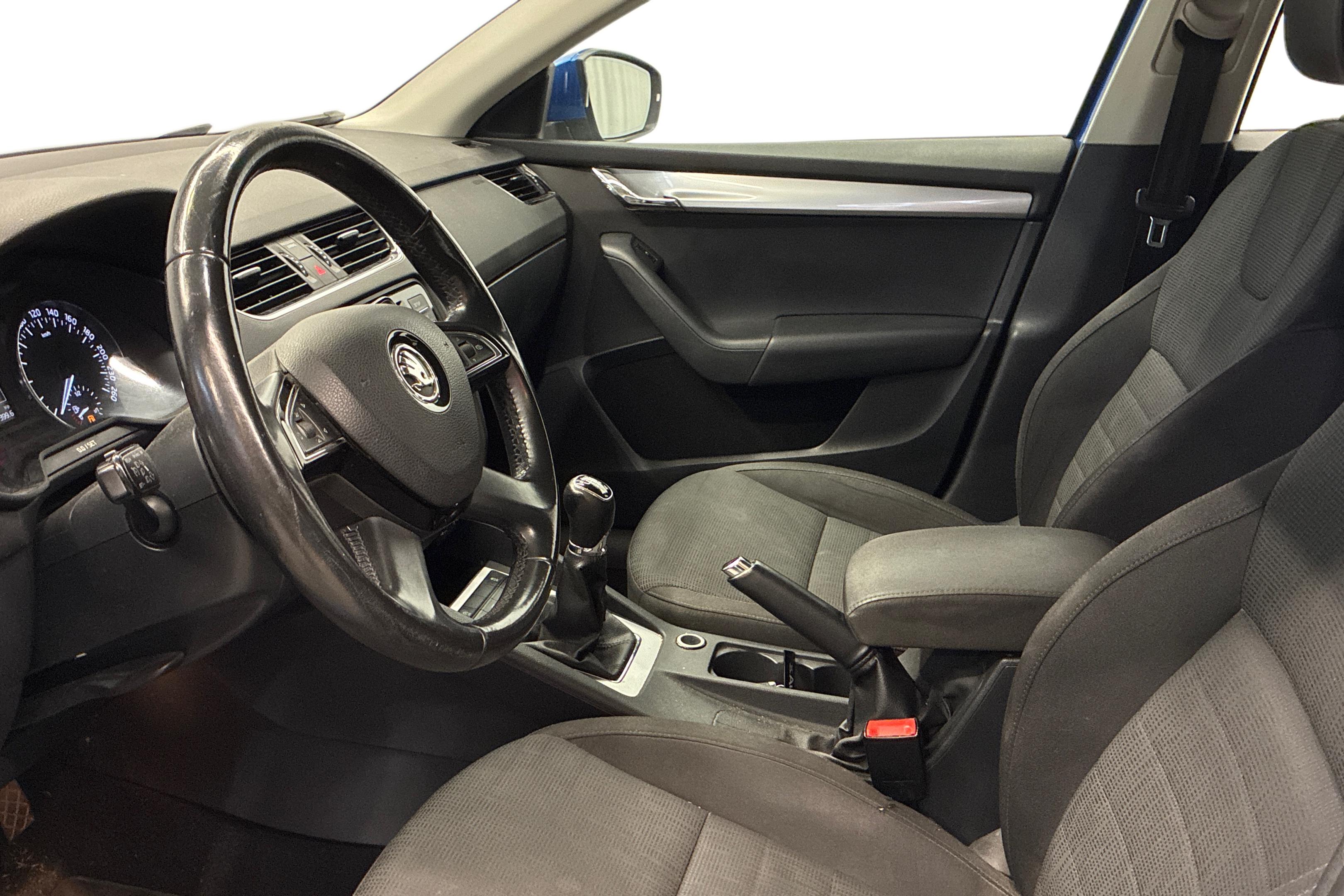 Skoda Octavia 2014, kuva 7/25
