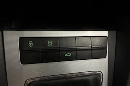 sininen Skoda Octavia 2014 kuva 17.