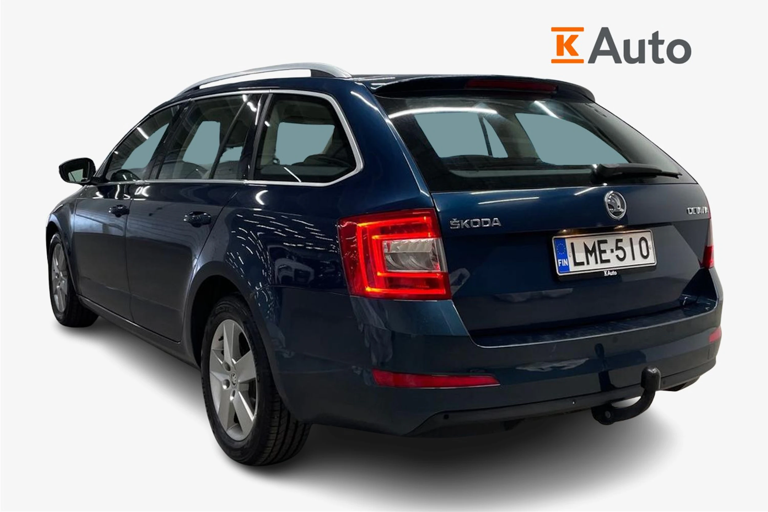sininen Skoda Octavia 2013 kuva 2.