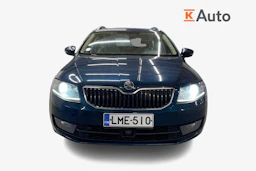 sininen Skoda Octavia 2013 kuva 4.